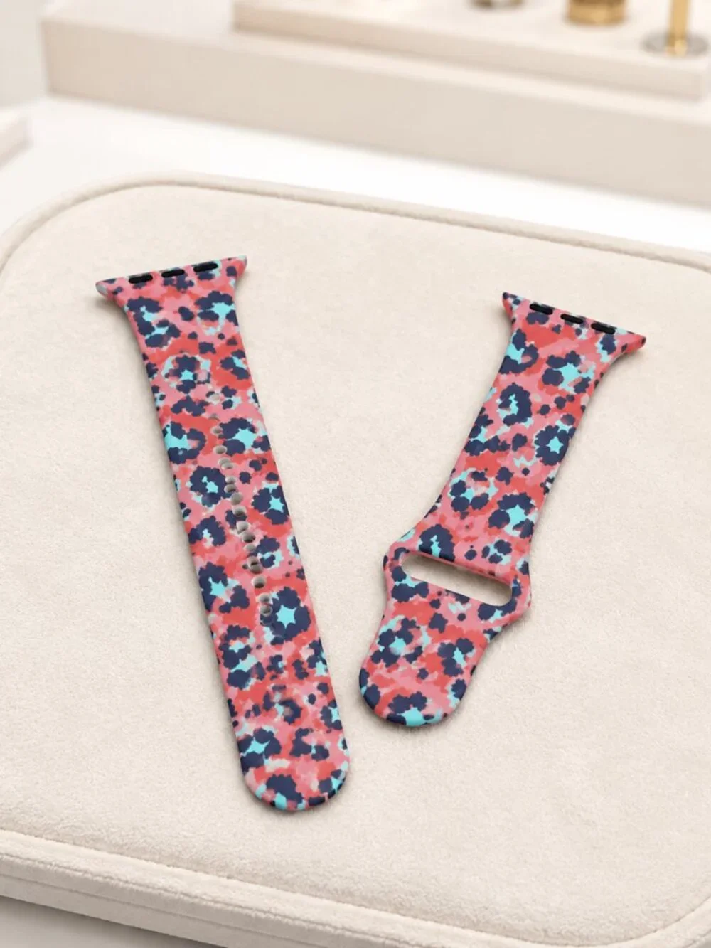 Pink Leopard Print Apple Watch Band 38mm 40mm Long Silicone Strap NWT